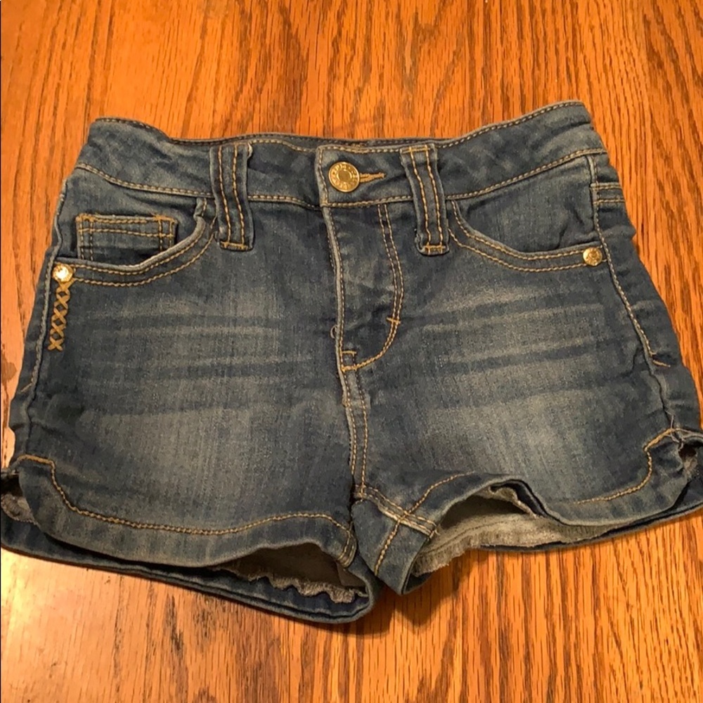 Celebrity ⭐️ Pink 4t shorts